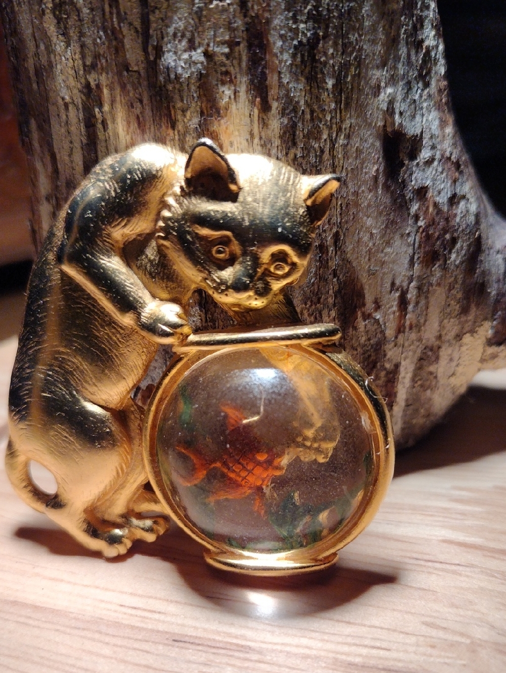Gold Cat Brooch with Fishbowl Accent - Gold Tone Women’s Jewelry